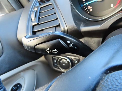 Used 2019 Ford Escape SEL image 35