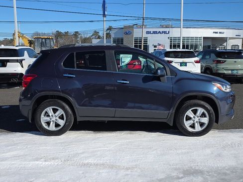 Certified 2019 Chevrolet Trax LT w/ Driver Confidence Package image 17