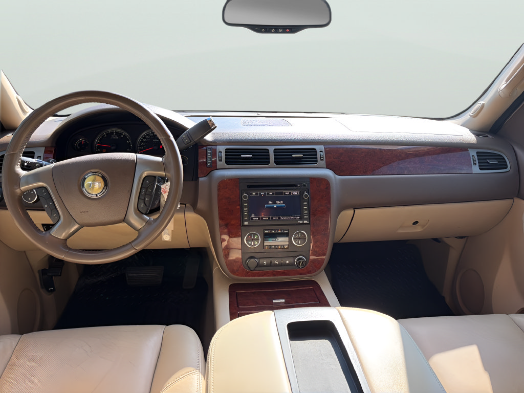 Used 2010 Chevrolet Suburban LTZ AWD/4WD image 29