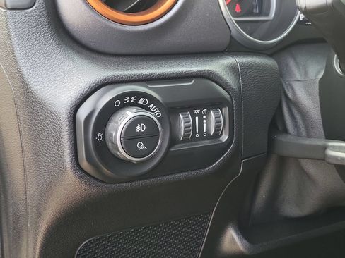 Used 2021 Jeep Gladiator Mojave AWD/4WD image 18