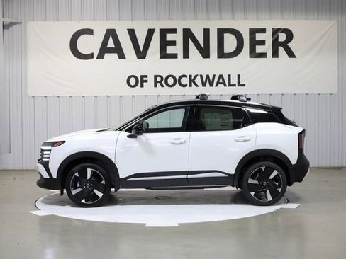 New 2026 Nissan Kicks SR w/ Interior Electronics Package AWD/4WD image 4