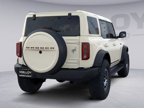 New 2026 Ford Bronco Outer Banks w/ Sasquatch Package AWD/4WD image 8