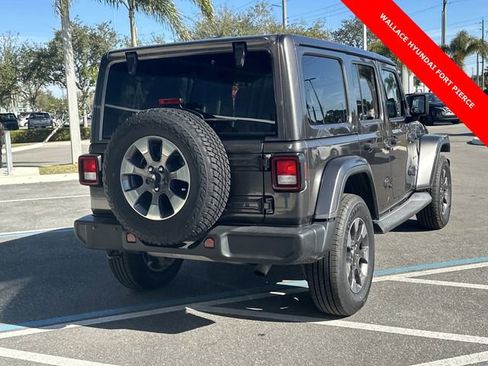 Used 2018 Jeep Wrangler Unlimited Sahara image 6