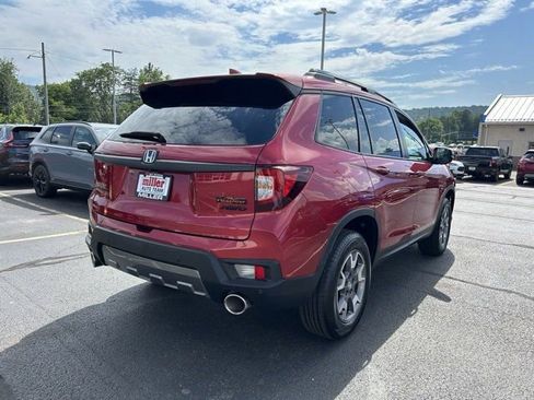 Used 2022 Honda Passport TrailSport image 4