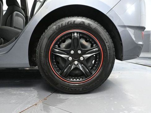 Used 2017 Hyundai Accent SE image 11