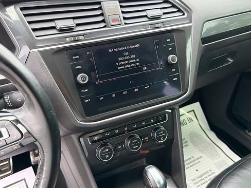 Used 2019 Volkswagen Tiguan SEL Premium AWD/4WD image 27