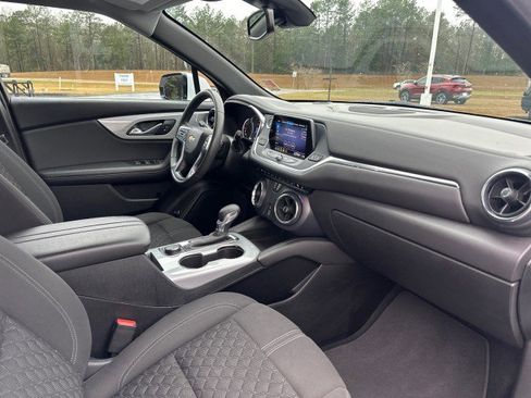 Used 2022 Chevrolet Blazer LT image 10