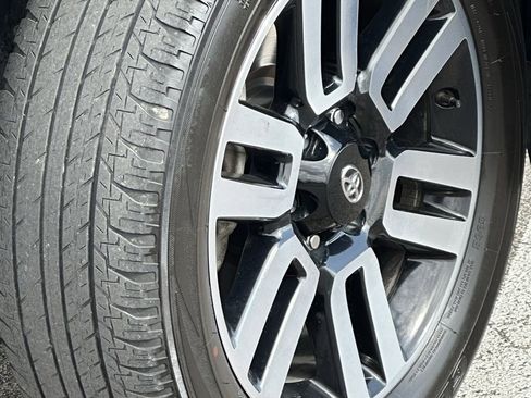 Used 2023 Toyota 4Runner Limited image 38