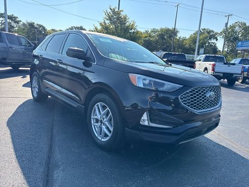 Used 2023 Ford Edge SEL w/ Convenience Package AWD/4WD image 4