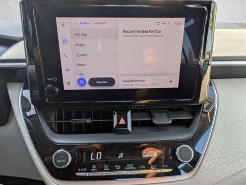 Used 2023 Toyota Corolla LE image 12