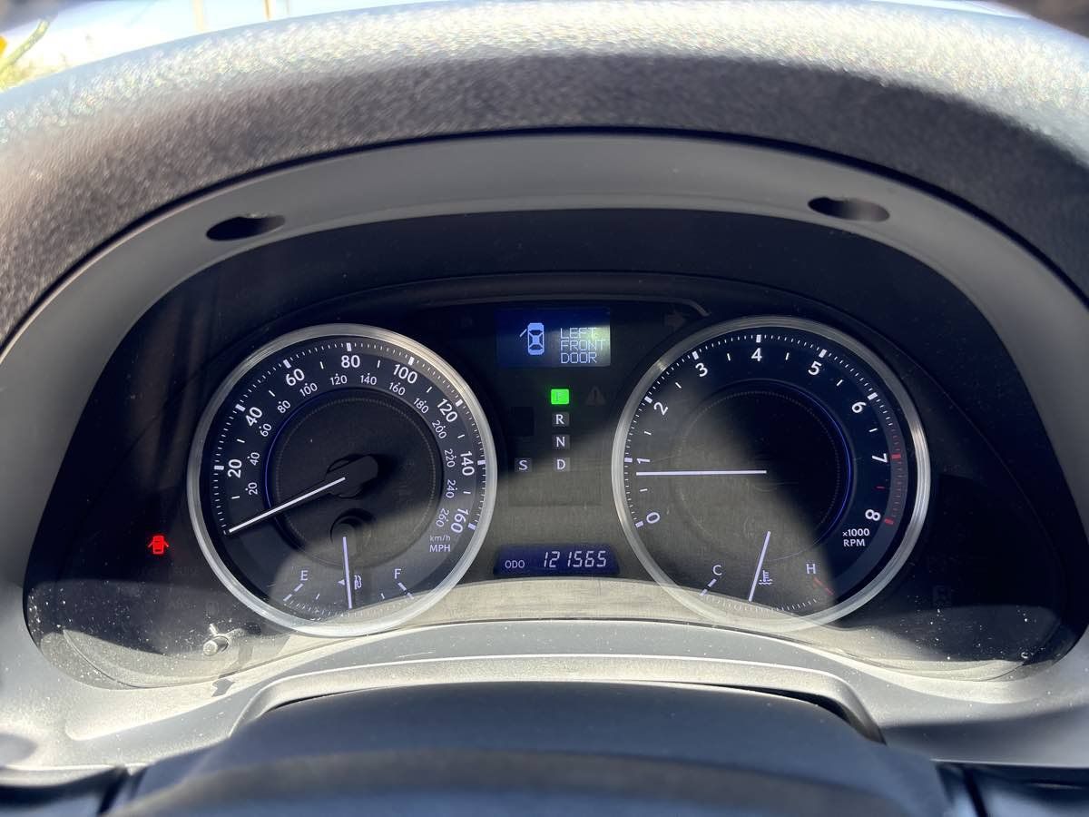 Used 2011 Lexus IS 250 w/ Premium Pkg Value Edition RWD image 21