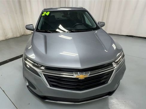 Used 2024 Chevrolet Equinox LT w/ LPO, Floor Liner Package image 3