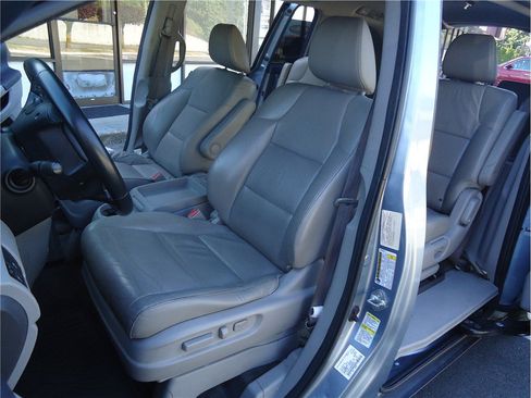 Used 2011 Honda Odyssey EX-L image 11