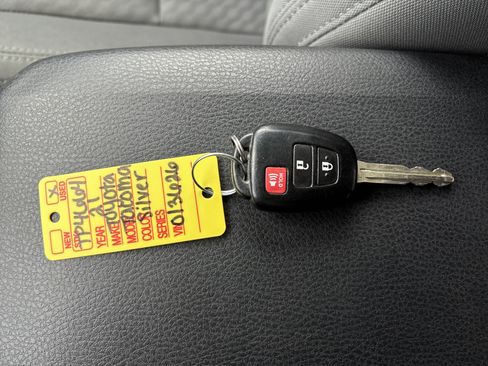 Used 2021 Toyota Tacoma SR image 27