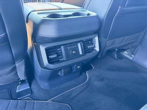 Used 2024 Ford F250 Platinum AWD/4WD image 39