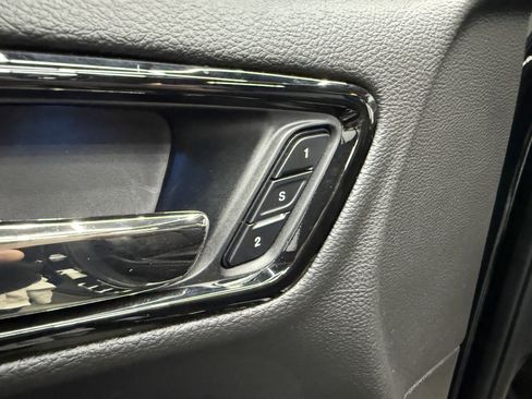 Used 2022 Dodge Durango GT w/ Blacktop Package image 11