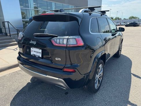 Used 2020 Jeep Cherokee Overland w/ Technology Group AWD/4WD image 40