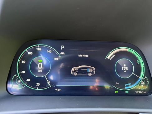 Used 2023 Hyundai Sonata Limited FWD image 16
