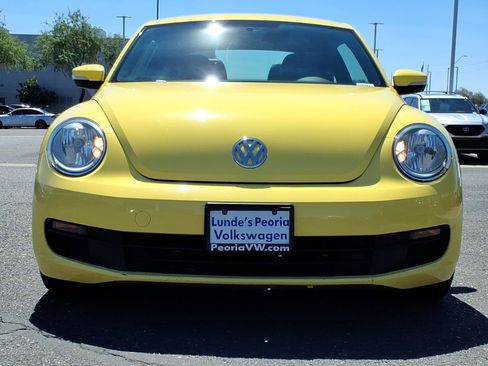 Used 2012 Volkswagen Beetle 2.5 FWD image 2