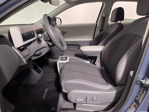 Certified 2024 Hyundai Ioniq 5 SE image 12