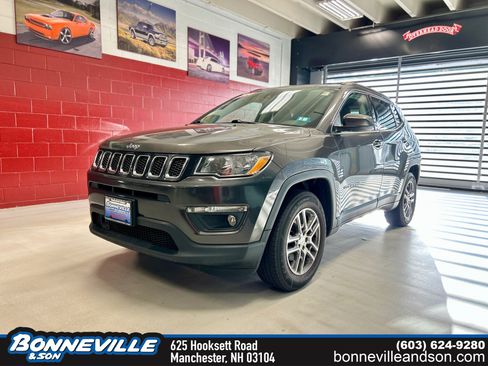 Used 2020 Jeep Compass Latitude AWD/4WD image 1