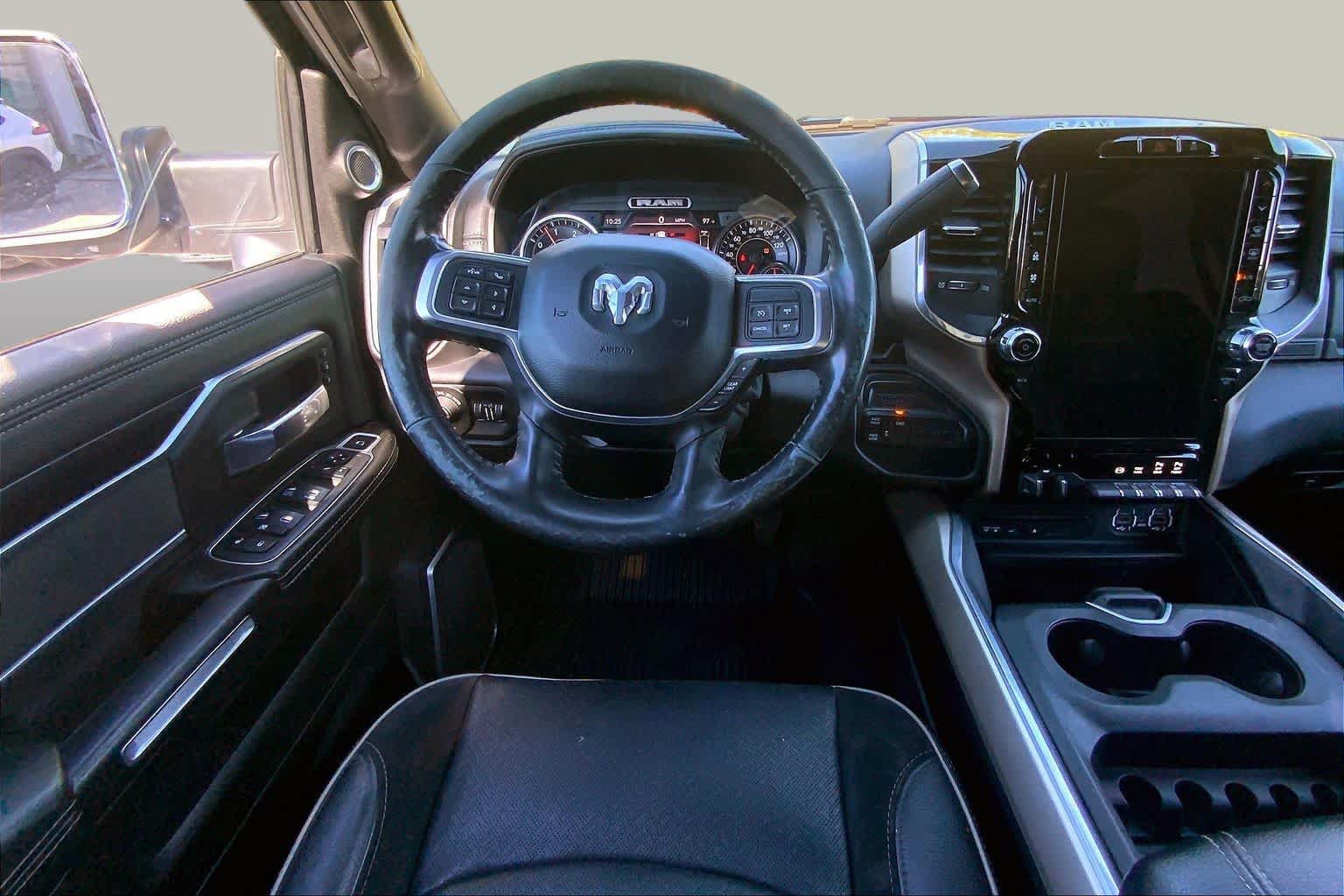 Used 2019 RAM 2500 Laramie AWD/4WD image 6
