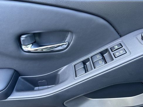 New 2026 Nissan Frontier SV w/ SV Convenience Package RWD image 8