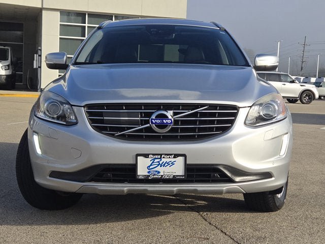 Used 2016 Volvo XC60 T5 Platinum w/ Protection Package AWD/4WD image 3