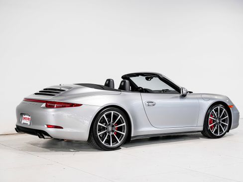 Used 2013 Porsche 911 Carrera 4S image 3