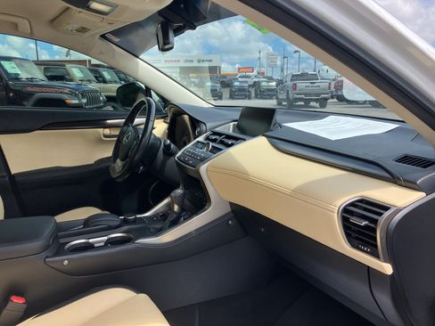 Used 2017 Lexus NX 200t FWD image 22