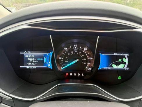 Used 2014 Ford Fusion SE w/ Equipment Group 501A image 23