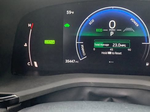 Used 2025 Toyota Camry LE FWD image 30