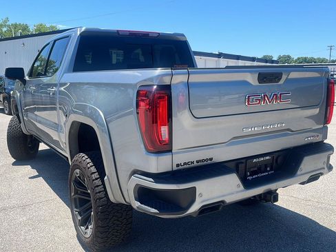 Used 2025 GMC Sierra 1500 AT4 w/ AT4 Premium Package AWD/4WD image 6