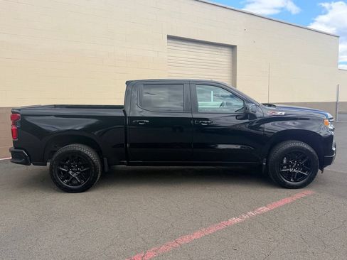 Used 2024 Chevrolet Silverado 1500 RST AWD/4WD image 3