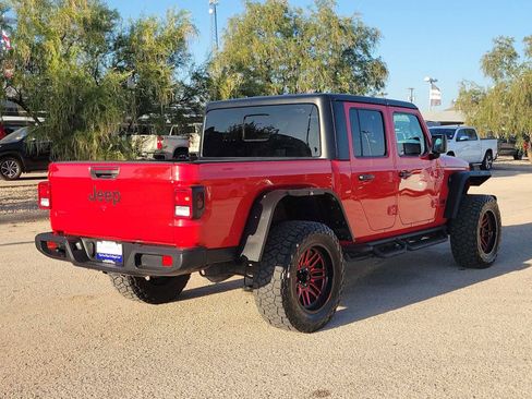 Used 2024 Jeep Gladiator Sport AWD/4WD image 8