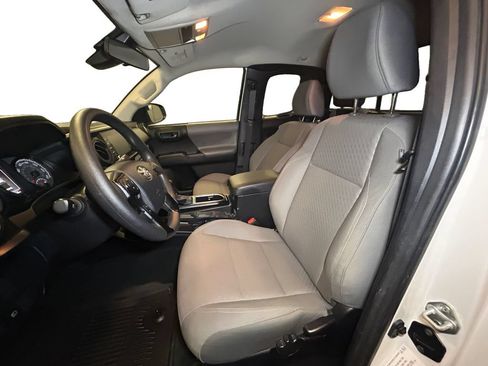 Used 2023 Toyota Tacoma SR w/ SR Convenience Package AWD/4WD image 9