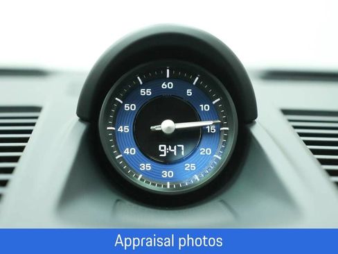 Certified 2025 Porsche 911 Carrera T RWD image 35
