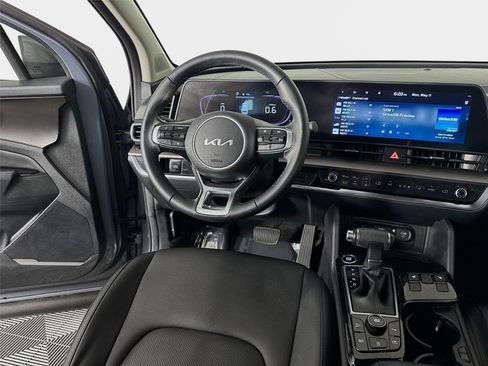 Certified 2024 Kia Sportage EX FWD image 23
