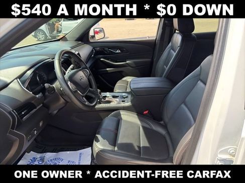 Used 2023 Chevrolet Traverse RS AWD/4WD image 13