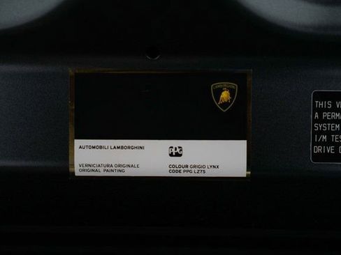 Used 2024 Lamborghini Huracan EVO image 28