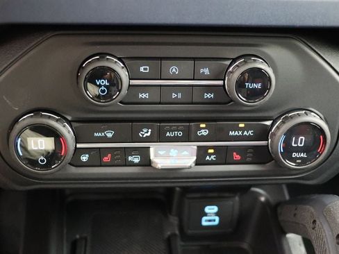 New 2025 Ford Bronco Raptor image 23