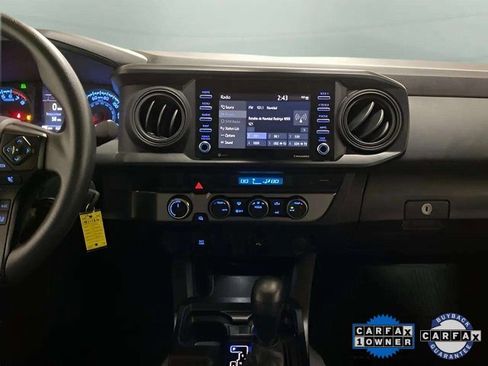 Used 2022 Toyota Tacoma SR image 12