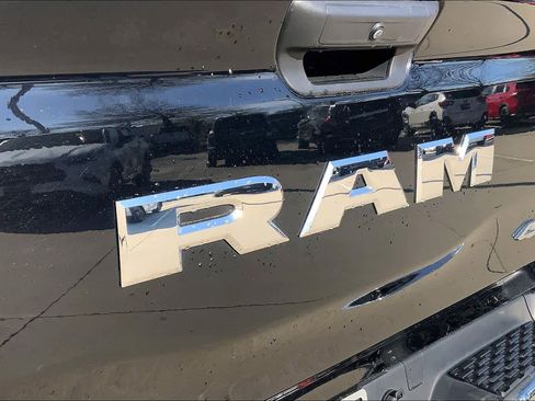Used 2025 RAM 1500 Big Horn image 32