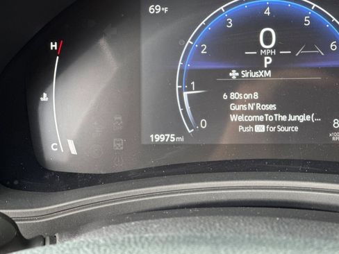 Used 2025 Toyota Grand Highlander FWD image 22
