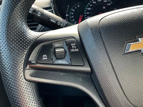 Used 2019 Chevrolet Trax LT image 22