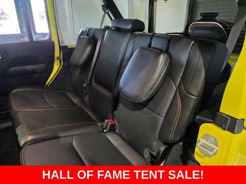 Used 2024 Jeep Wrangler Unlimited Sahara w/ Technology Group AWD/4WD image 17