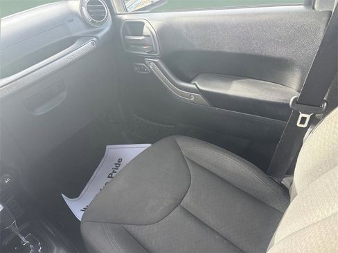 Used 2017 Jeep Wrangler Unlimited Sport w/ Quick Order Package 24S image 15