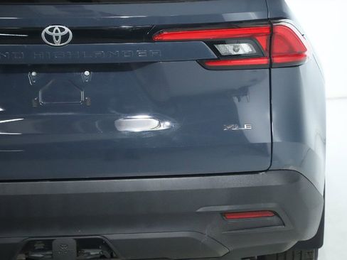 Used 2024 Toyota Grand Highlander XLE image 44
