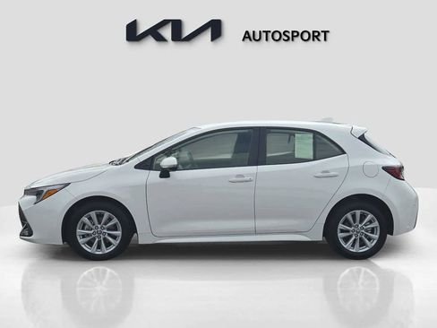 Used 2025 Toyota Corolla SE image 14