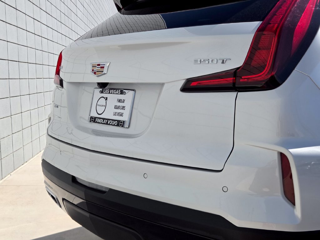 Used 2024 Cadillac XT4 Premium Luxury AWD/4WD image 11